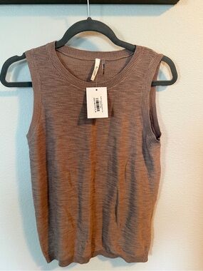 BE COOL Ribbed Sleeveless Tank - Taupe